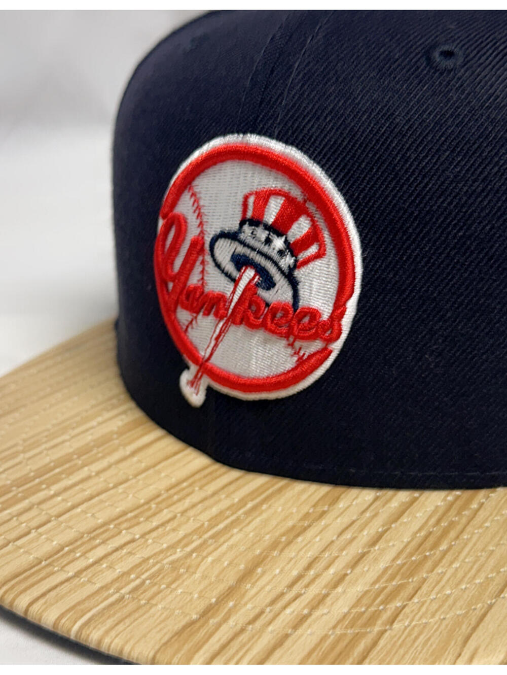 New era x Topps x New York Yankees Wood Brim 9Fifty Snapback